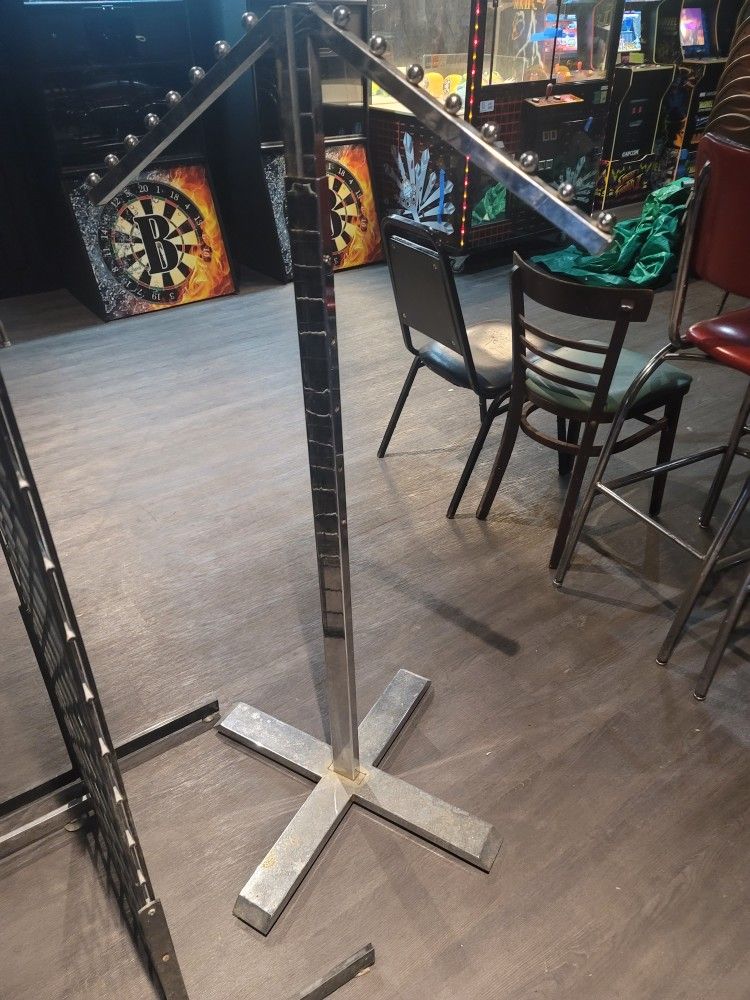 Metal Clothes Rack for Sale in La Porte, TX OfferUp