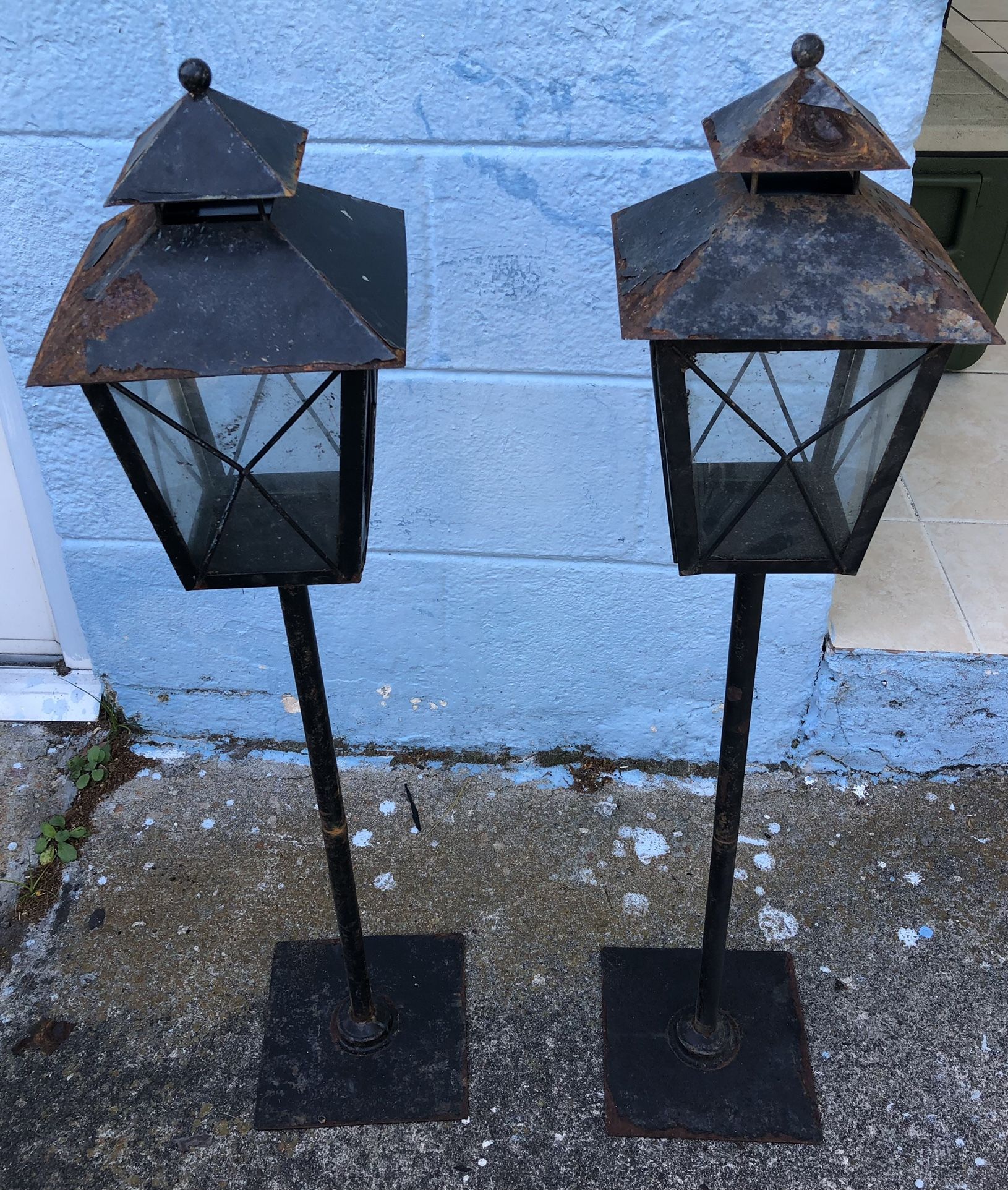 Outdoor Street Lamp Candle Holder Tea Light Candlestick Stand 35” (2 for $7)