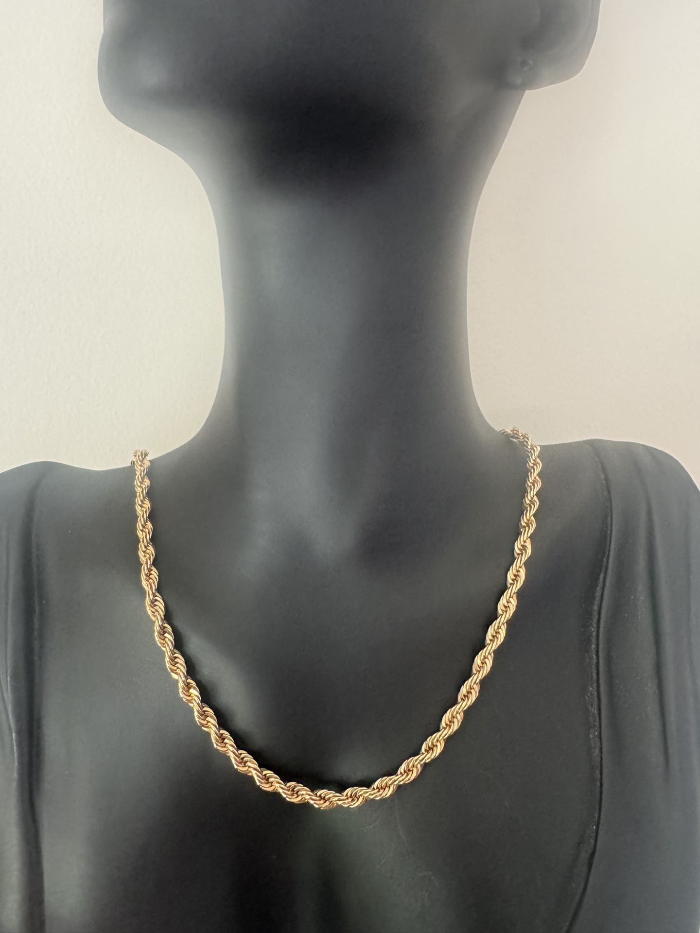 Gold plated vintage rope necklace