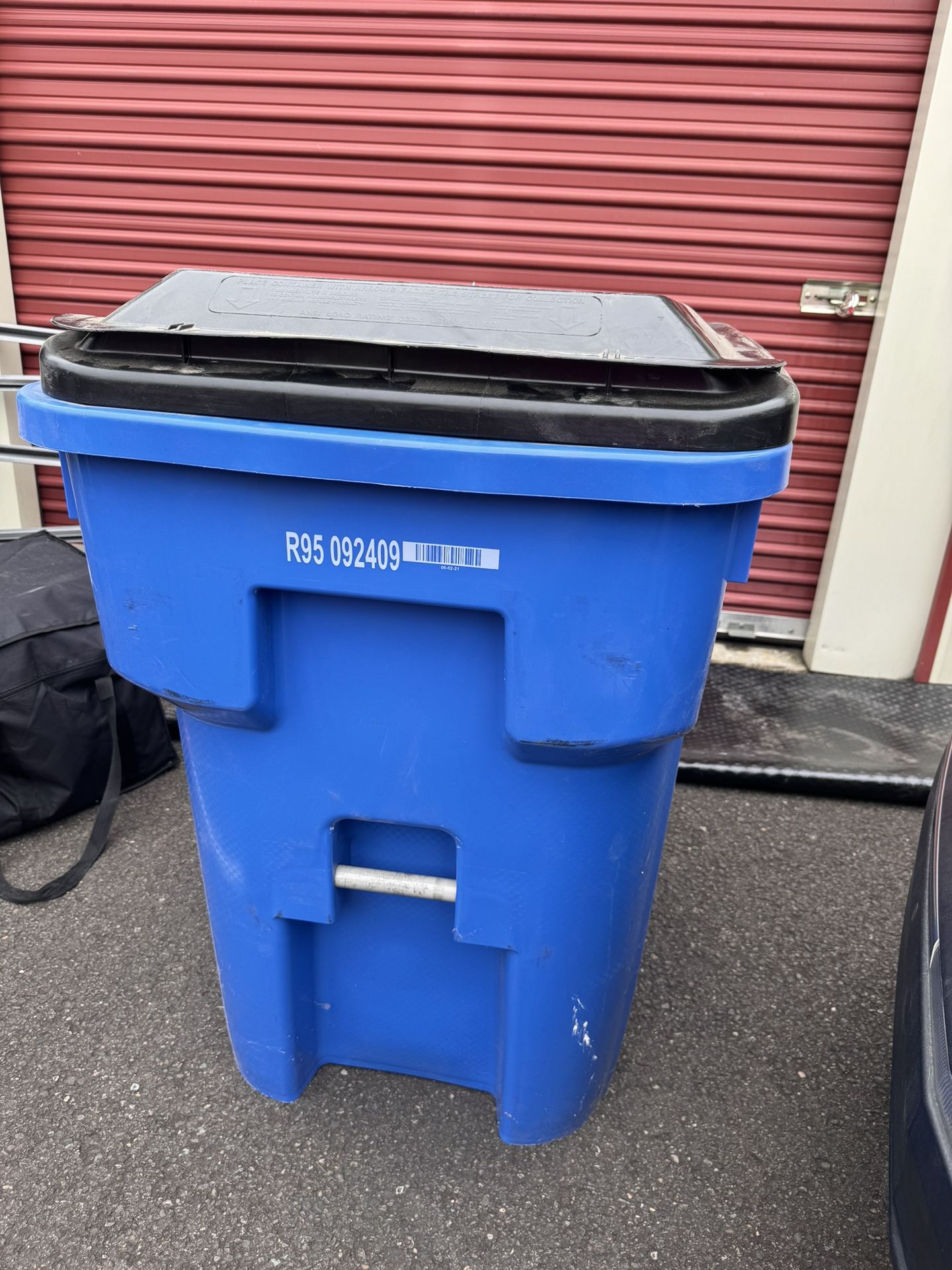 trash can