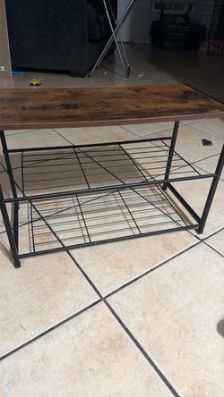 Shoe stand
