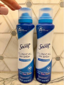 Secret Clinical Dry Spray antiperspirant/deodorant, 3.8 oz in Completely Clean scent. New