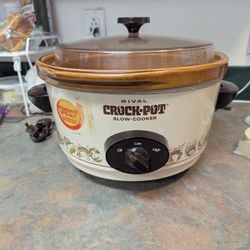 Rival electric 6. Quart Crock pot