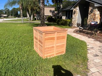 X-Large Cedar Planter Box