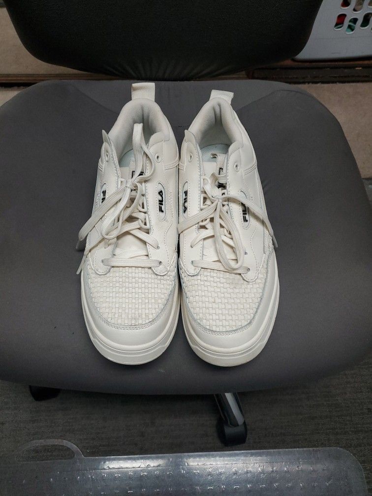 FILA SHOES 9 1/2"