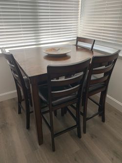 Wooden Dining Table & Chairs