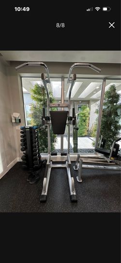 Chin / Dip / Ab Crunch