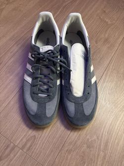 Size 13 sambas