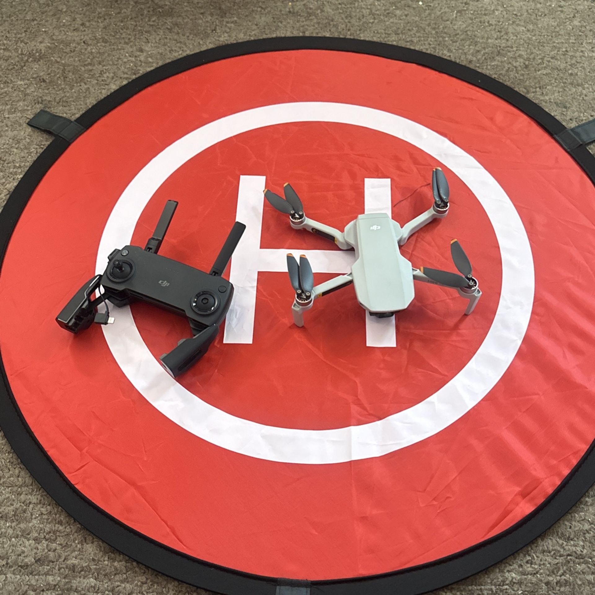 DJI Mini SE drone