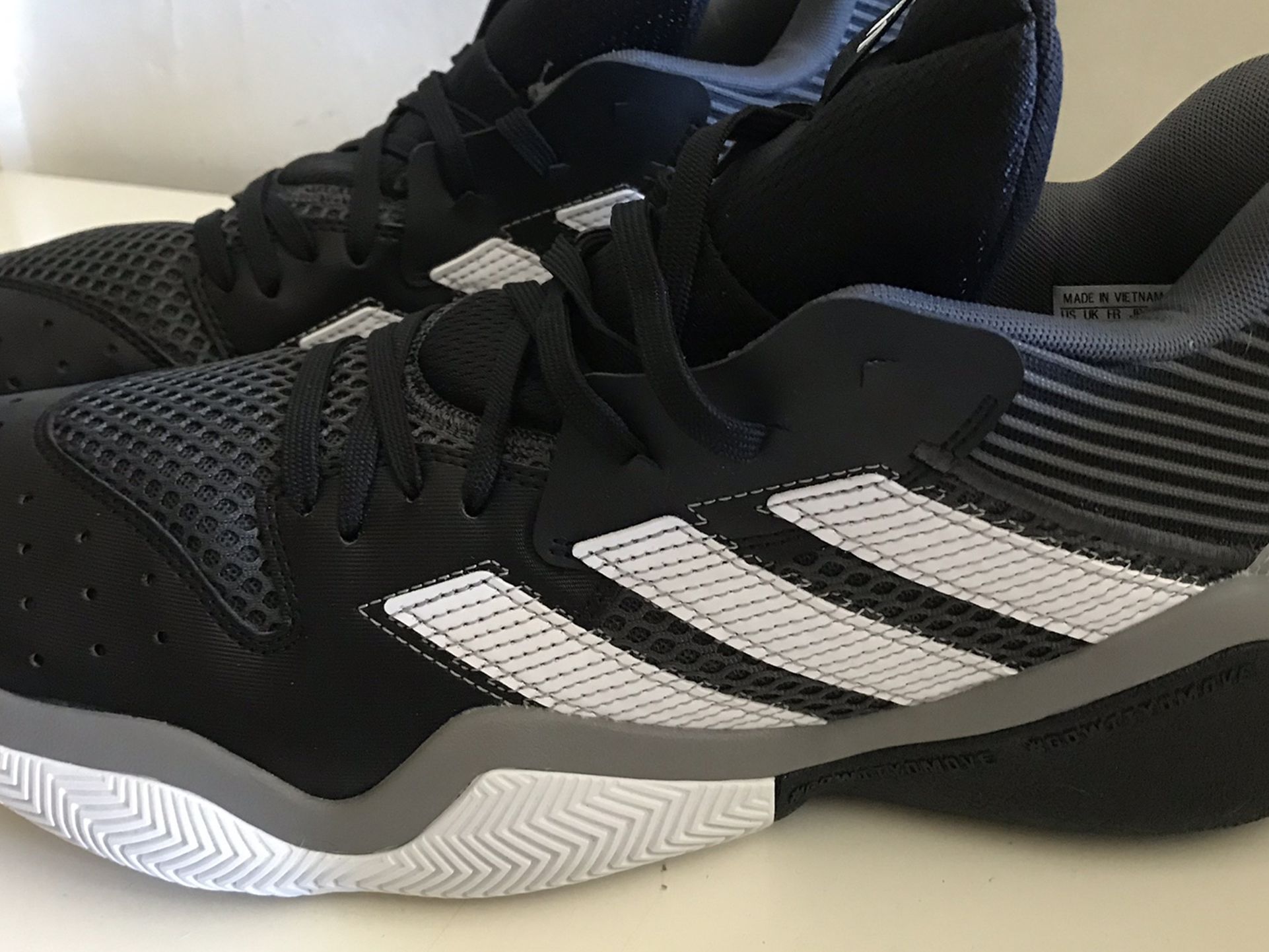 Adidas harden stepback Basketball shoe / Black white and gray size 13 brand new never worn