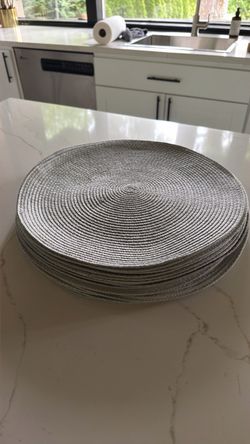 Round Woven Placemats Set of 16
