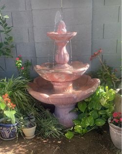 water fountain Outdoor water fountain
