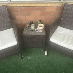 Patio Set, Table +2 Chairs 