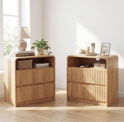 Set of 2 Nightstands