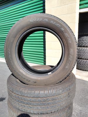 Photo 3 Goodyear Wrangler tires