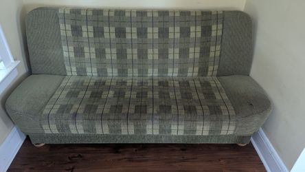 Free sleeping sofa