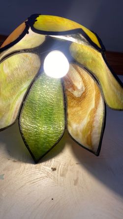 Vintage tiffany meter tulip light. Working perfect