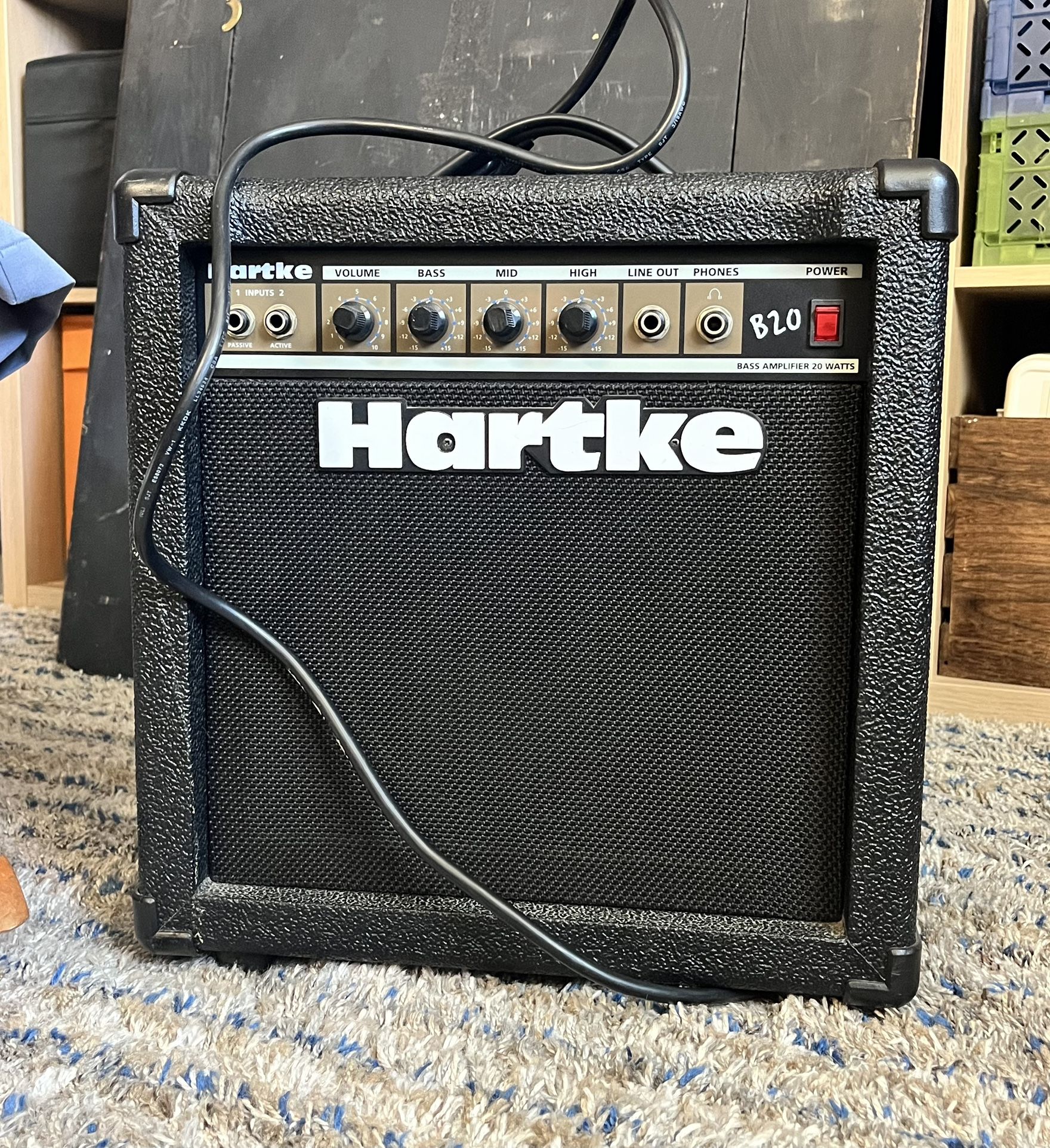 Hartke B20 Bass Amp, 20-W