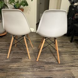 Set Of 2 Mid-century Chairs 