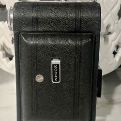 Kodak Vigilant Junior Six-20 folding camera