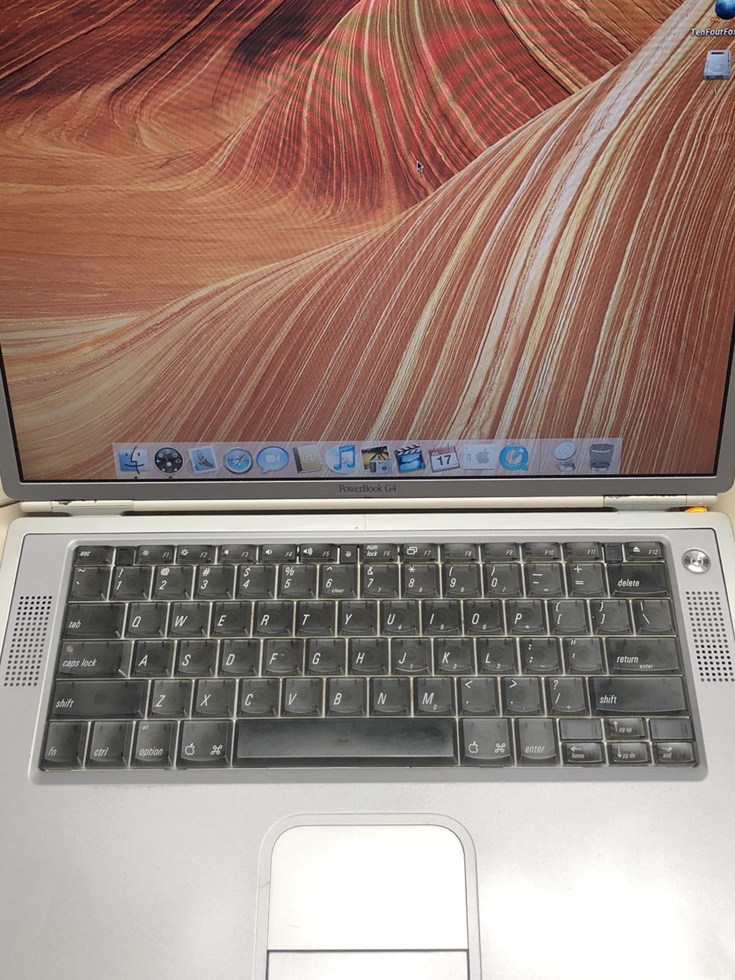 Apple iBook G4 Titanium