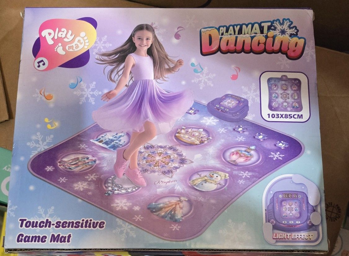 Girls Dancing Playmat