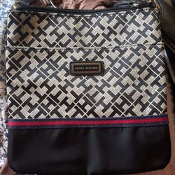 Tommy Hilfiger Bag