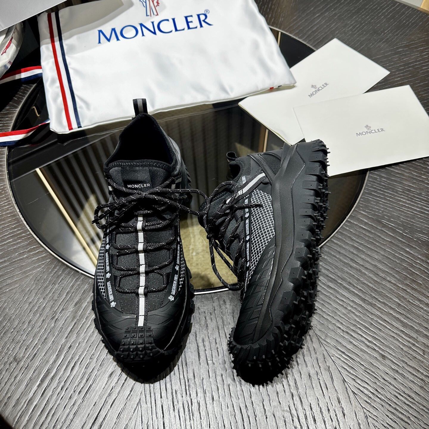 Moncler Men’s Sneaker With Box 2025 New 