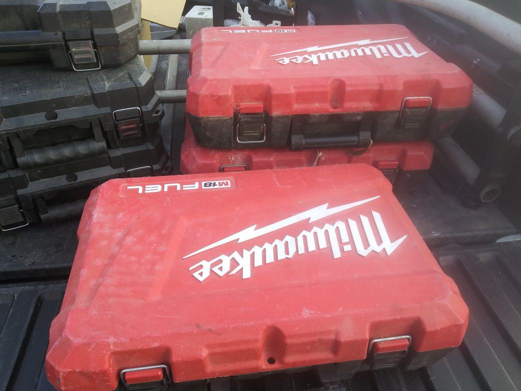 Milwaukee m18 fuel hard case little dirty but FREE