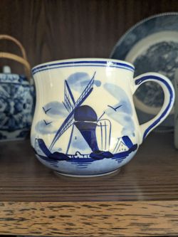 Vintage Delft items
