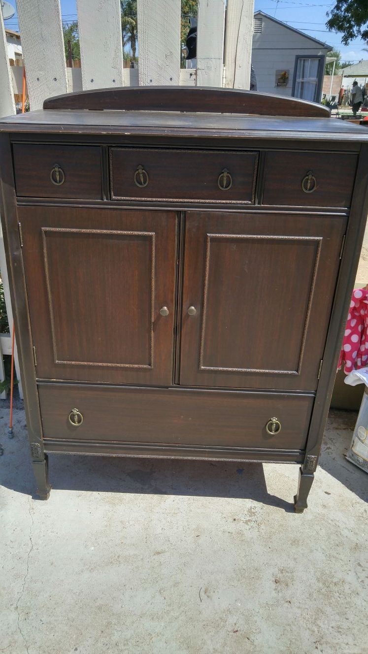 BandeRob and Chase Oshkosh armoire dresser