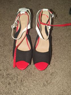 Red white and black peeptoed pumps