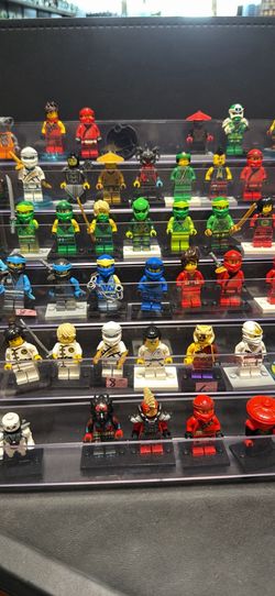 50 Lego Ninjago Minifigures