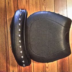 Harley-Davidson Passenger Seat and Backrest