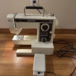 White 1099 Jeans Sewing Machine 