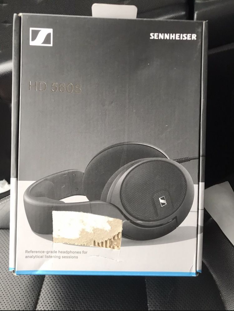 New Sennheiser HD 560S Over The Ear Audiophile Headphones