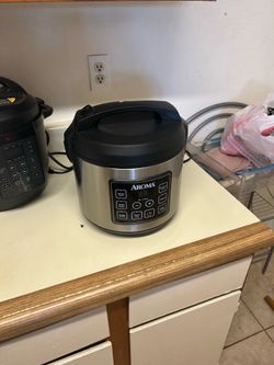 Pressure cookers