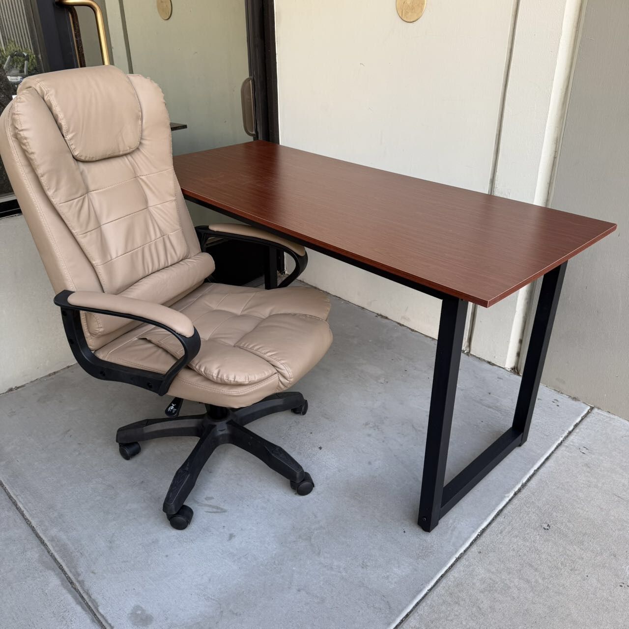 New In Box Office Chair And 55x24x30 Inch Tall Desk Table Combo