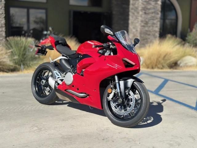 2024 Ducati Panigale V2 Red
