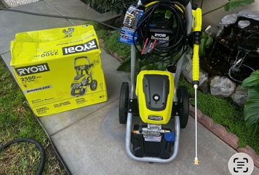 RYOBI PRESSURE WASHER  2500 PSI 1.2 GPM High Performance Cold Water Electric Pressure Washer