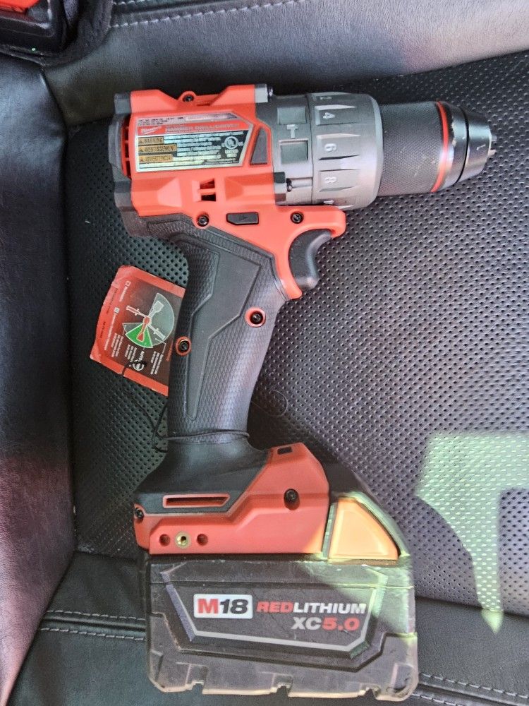 Milwaulkee Hammer Drill