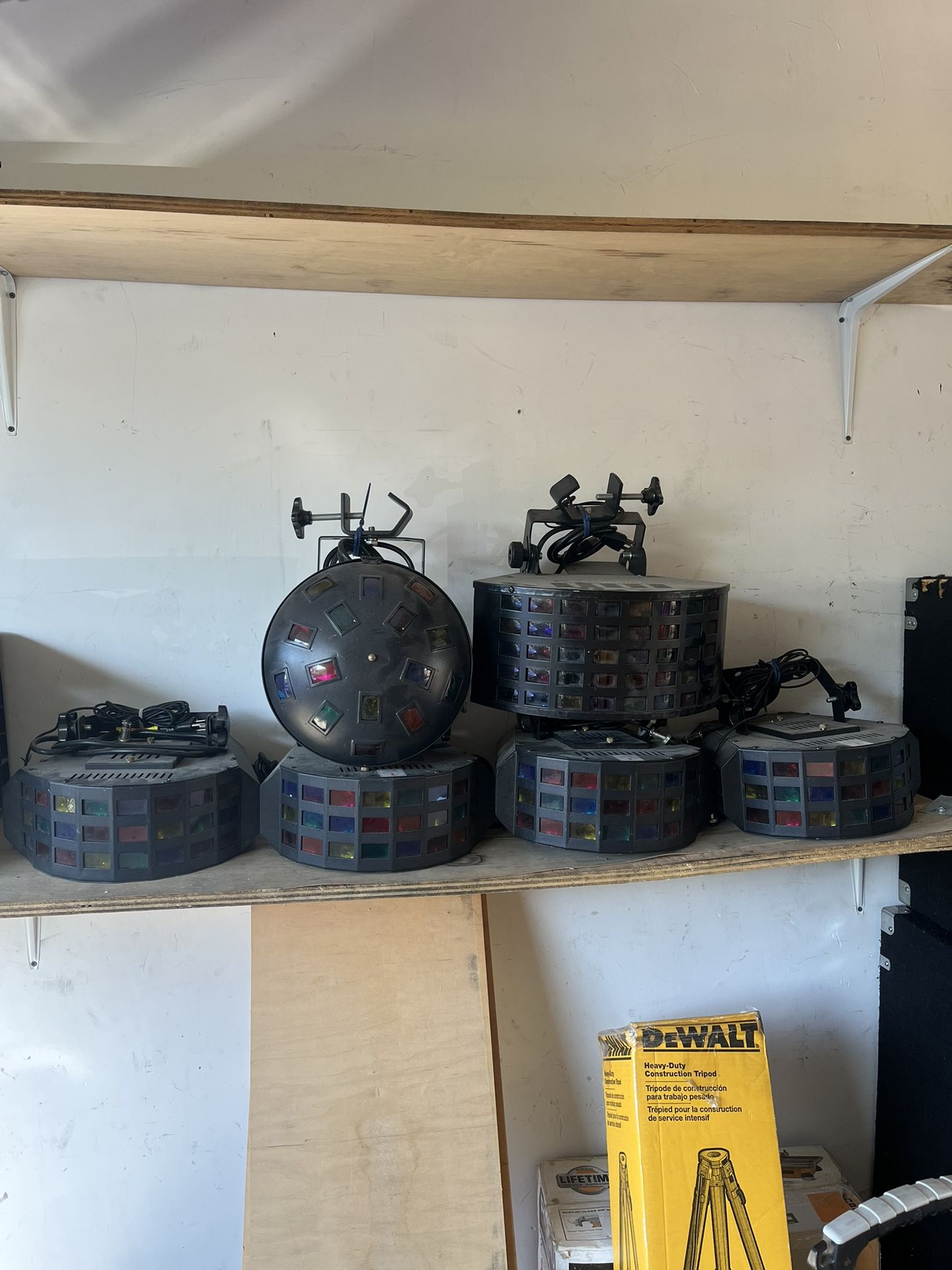 Eliminator Lot of Lights No LED  E138 E106