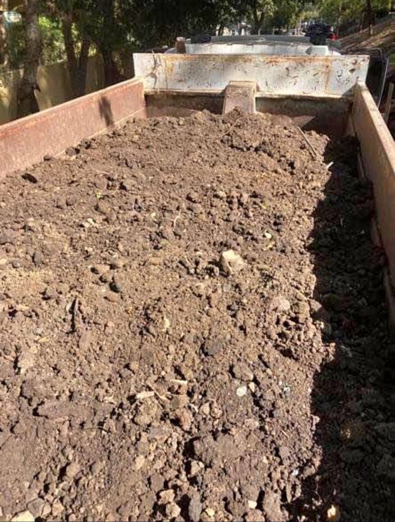 🚨🚨FREE DIRT FREE DELIVERY 🚨🚨