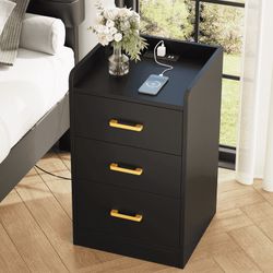 Nightstand with Charging Station, 3 Drawers Nightstand for Bedroom, Modern Storage Cabinet for Living Room, Black