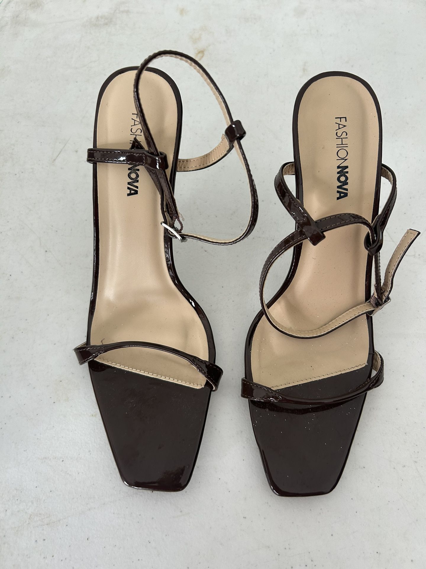 Fashion Nova Women's Brown Strappy High Heels - Size 8.5