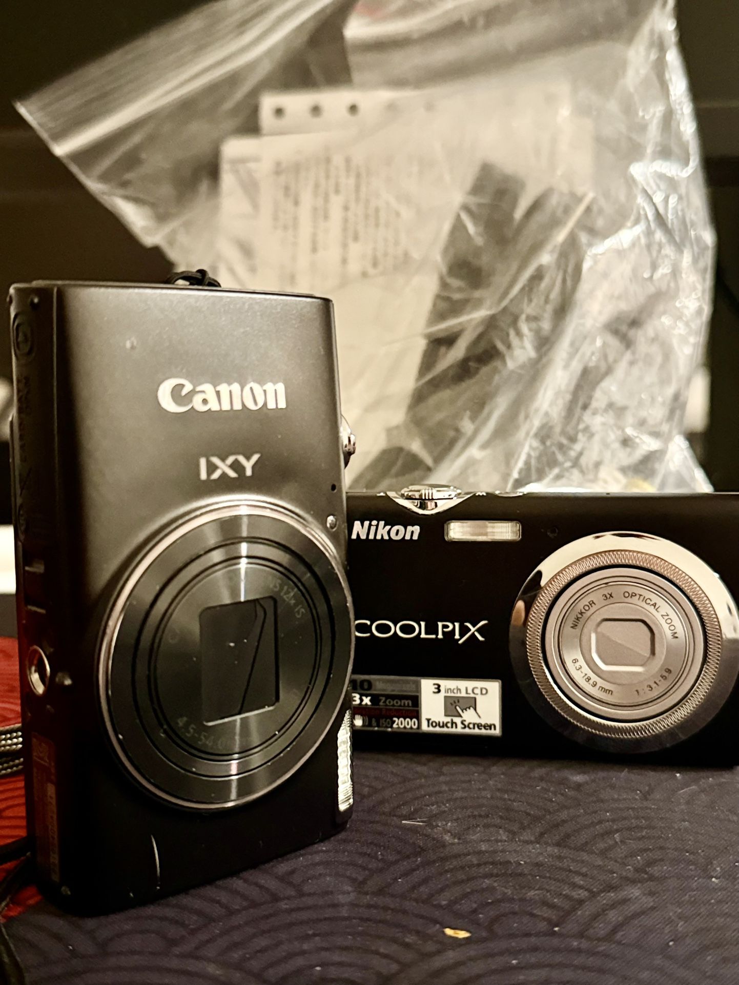 📸 Two Excellent Compact Cameras - Canon IXY & Nikon Coolpix - Barely Used! 📸