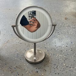 Free Led Mirror