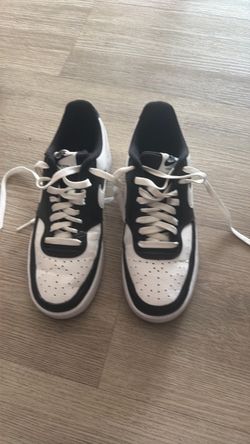 Nike “panda” low top sneakers
