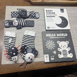 Black and white baby books
