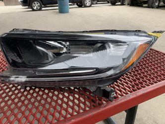 2017-201-2019 crv headlights right and left